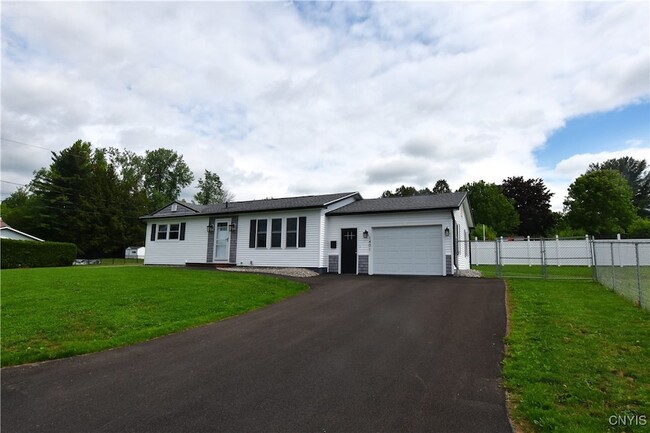 Building Photo - 1401 Woodbury Dr