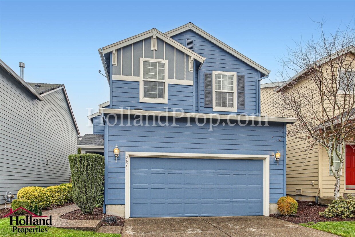 Beautiful TwoLevel Hillsboro Home in Wond... House Rental in