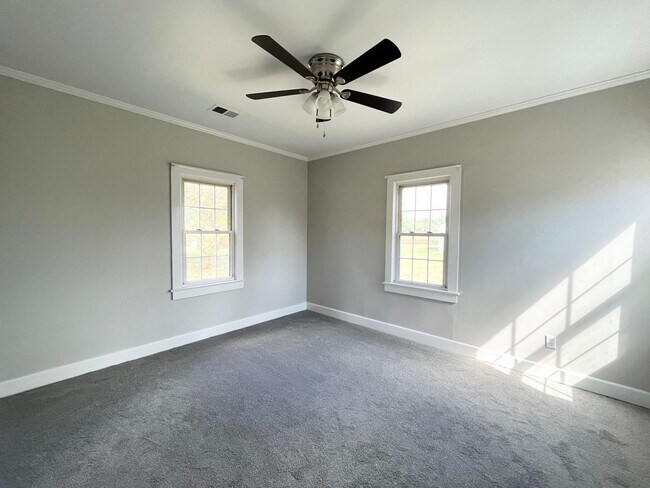 Foto del edificio - 784 S Sandy Hook Rd