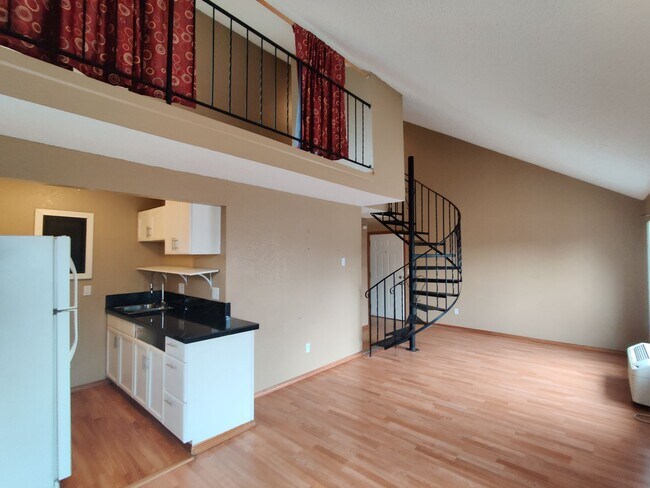 Building Photo - 1401 W. 1st Av.