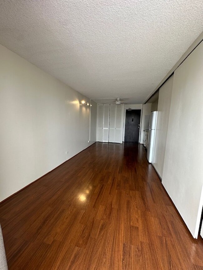 Foto del edificio - Kapiolani Manor 1 Bedroom with secured cov...