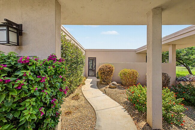 Building Photo - 7825 E San Carlos Rd