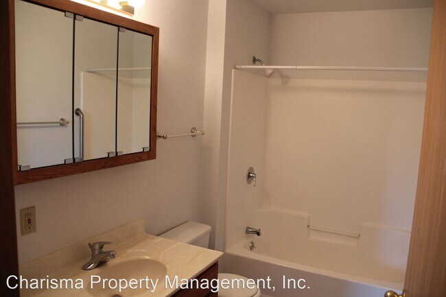 Foto del edificio - 130 Juniper St