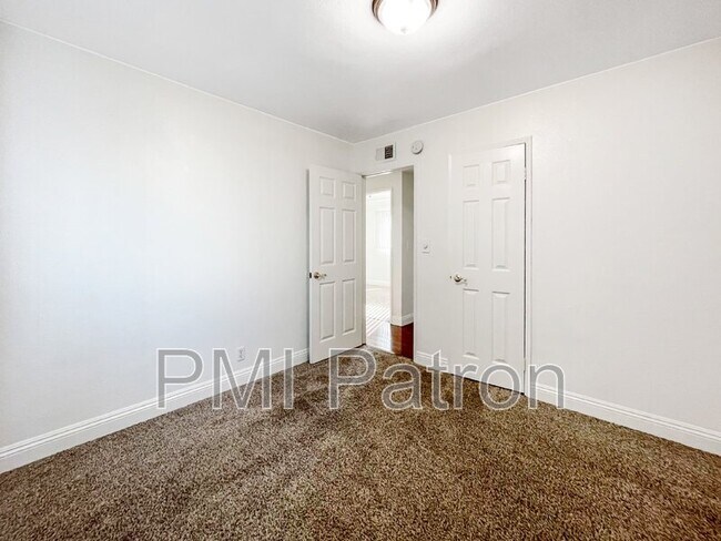 Building Photo - 6726 Yosemite Dr
