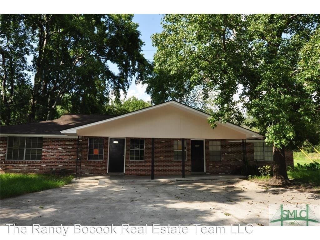Primary Photo - 3704 Old Louisville Rd