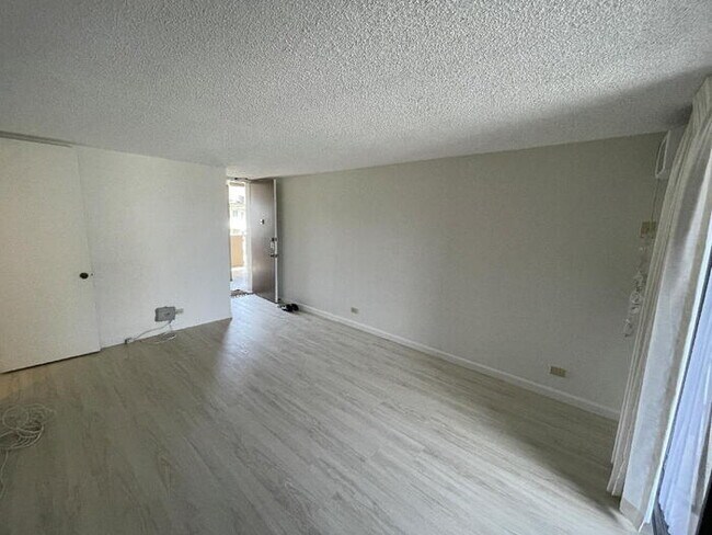 Foto del edificio - LUNA-LIHO TOWERS 1/1/1 sec, A/C, W/D, lanai