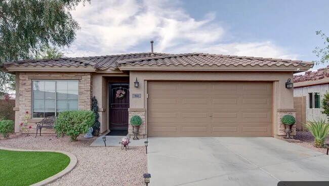 Building Photo - 3 BD + DEN IN MCCARTNEY RANCH IN CASA GRANDE