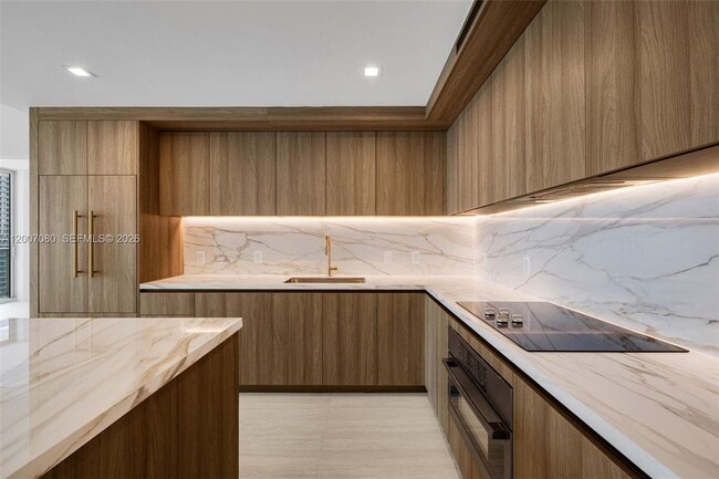 Foto del edificio - 77 SE 5th St