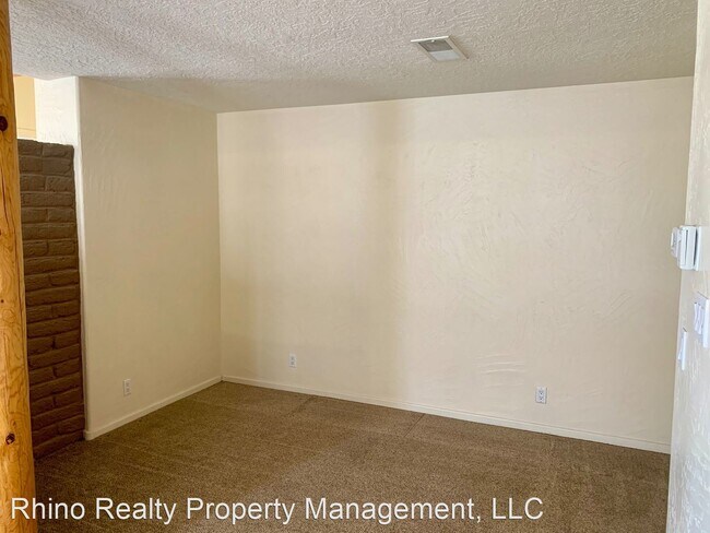 Building Photo - 3 br, 2 bath House - 10227 Sand Sage Dr NW