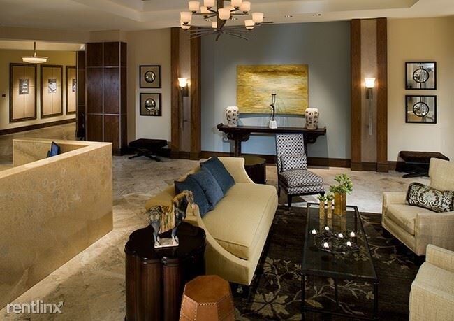 Foto del edificio - 8088 Park Ln