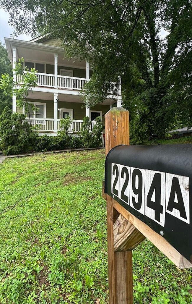 Foto del edificio - 2294 Sisk St NW