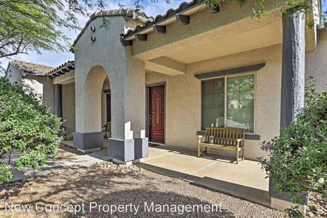 Building Photo - 4 br, 2.5 bath House - 9934 S Camino De La...