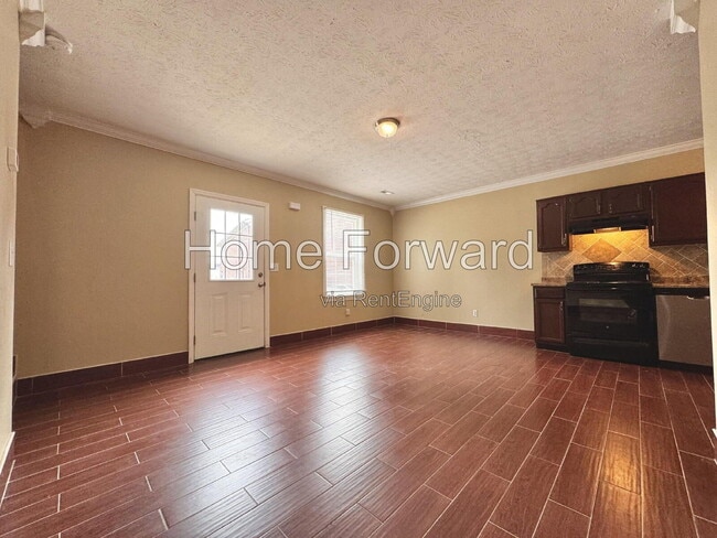 Building Photo - 102 Manna Dr