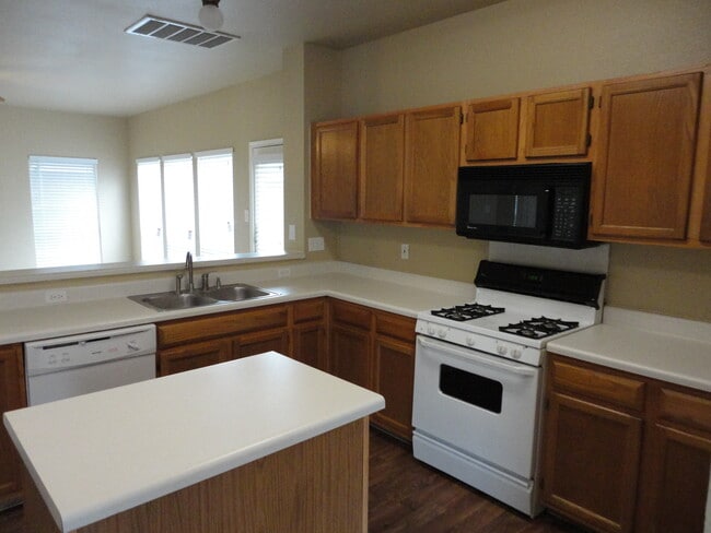 Building Photo - 1114 Black Locust Drive West