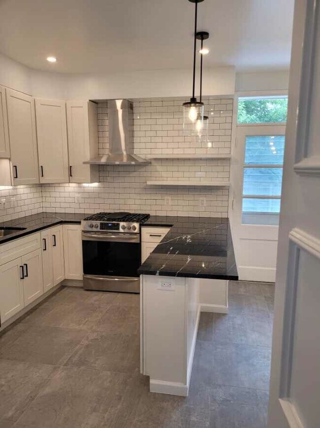 Foto del edificio - 3020 Brandywine St NW