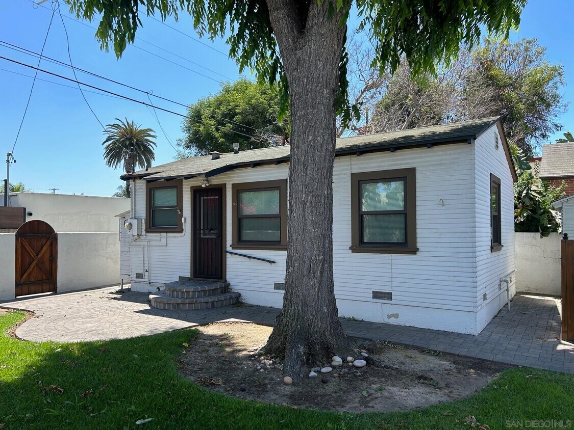Primary Photo - 4623 Kensington Dr