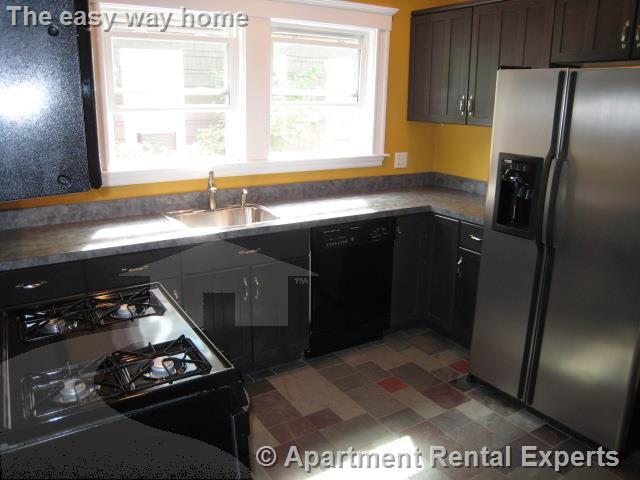 Primary Photo - 303 Alewife Brook Pkwy