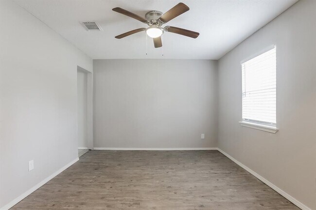 Foto del edificio - 3607 Dawnwood Dr