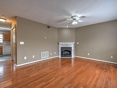 Foto del edificio - 3115 W Walnut St