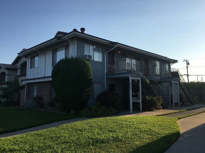 Primary Photo - 10791 Los Alamitos Blvd