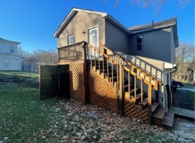 Building Photo - 224 1st Ave