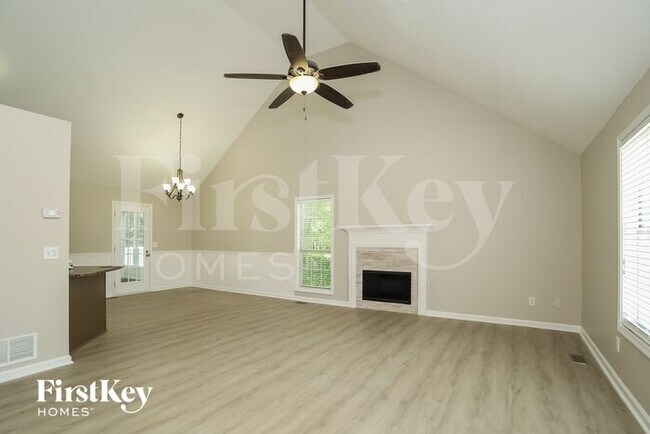 Foto del edificio - 21 Bishop Mill Dr NW