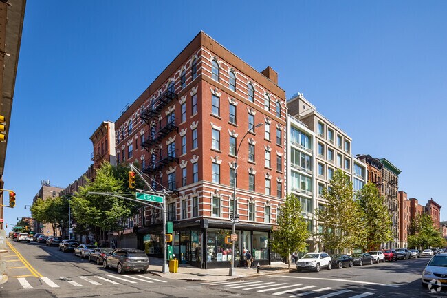 Building Photo - THE PARK SUPERIOR