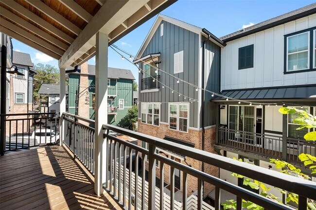 Foto del edificio - 3809 Valley View Rd