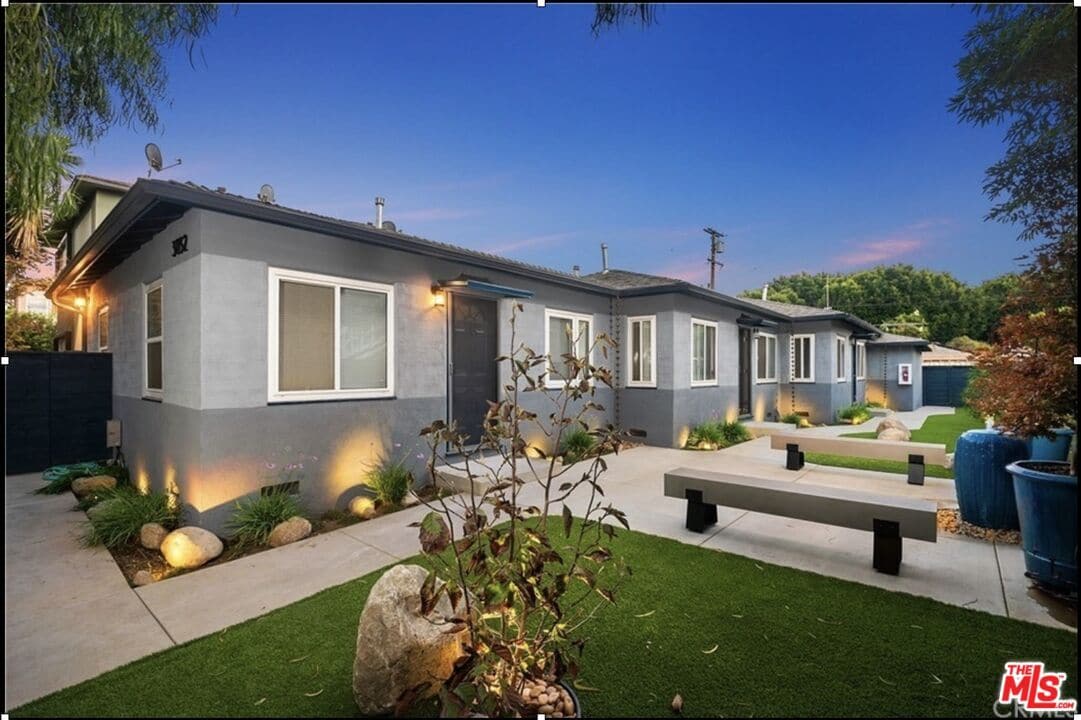 Foto principal - 3032 Exposition Blvd