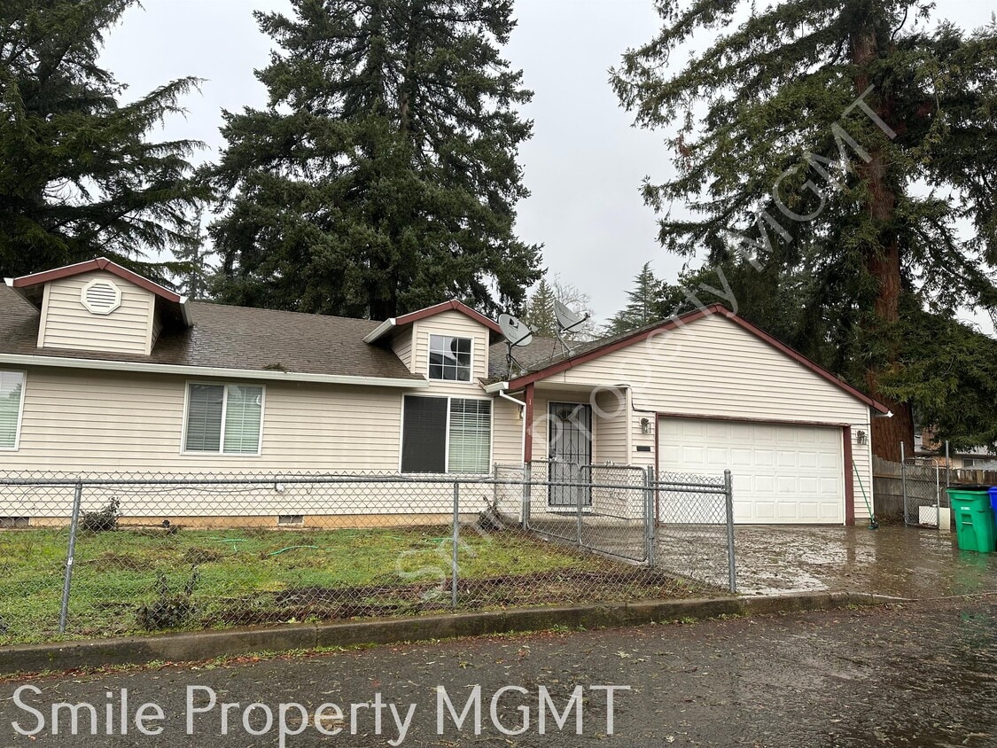 12831 SE Sherman St, Portland, OR 97233 - House Rental in Portland, OR ...