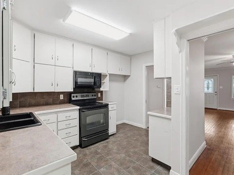 Foto del edificio - 6700 Evergreen Dr