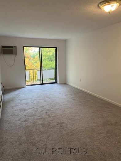 Building Photo - 71 Montvale Ave