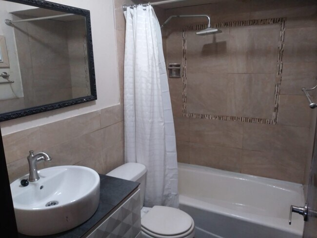 Foto del edificio - 3400 W 55th St