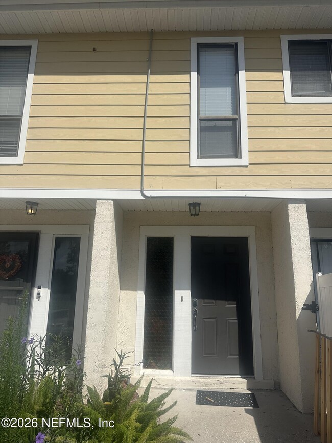 Building Photo - 7867 Bahia Vista Ct