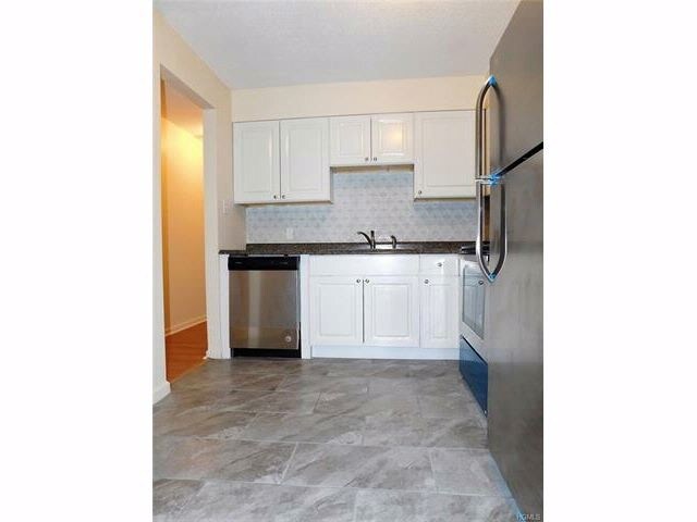 Foto principal - 58 Inwood Rd