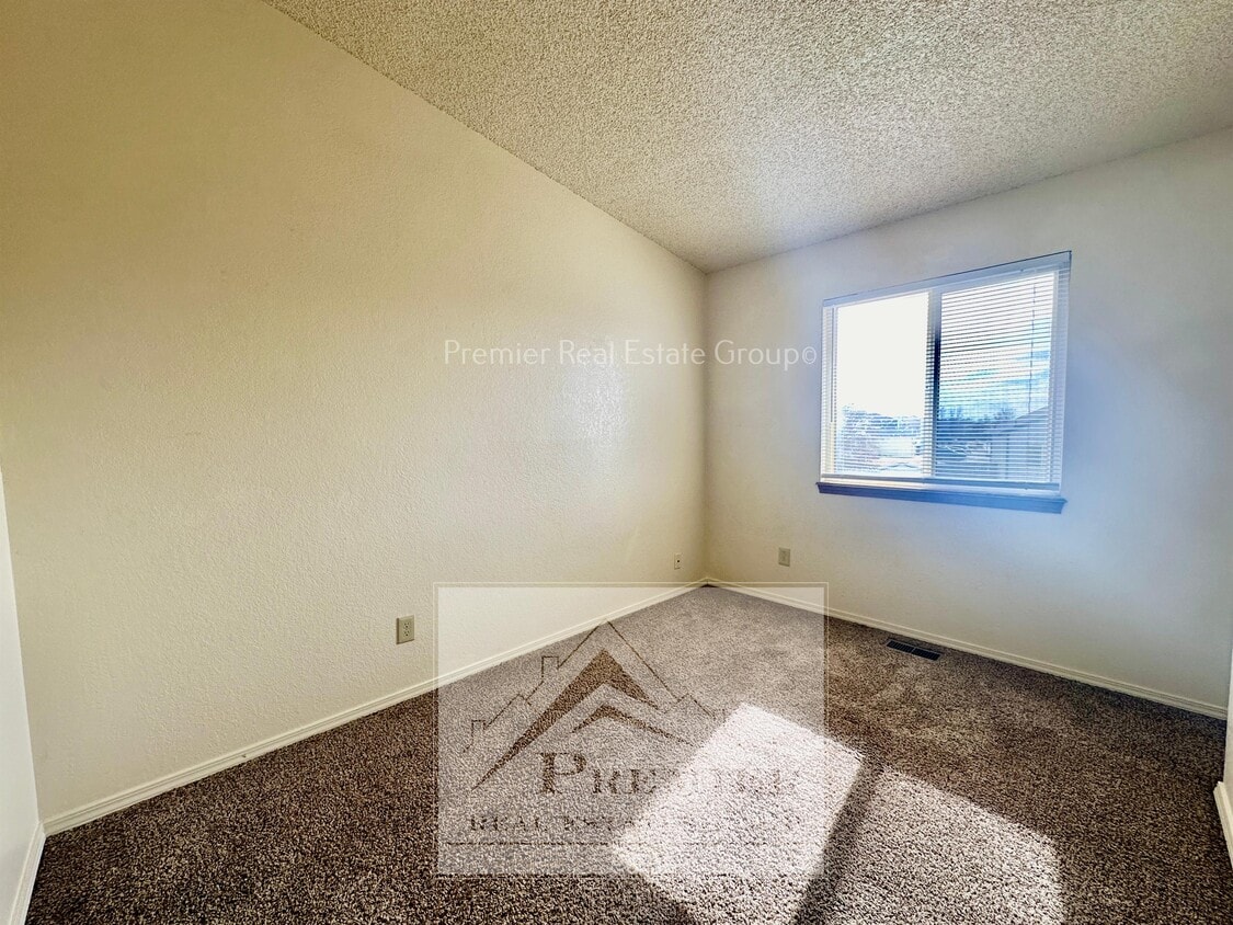 531 Comanche Village Dr, Fountain, CO 80817 Townhome Rentals in Fountain CO