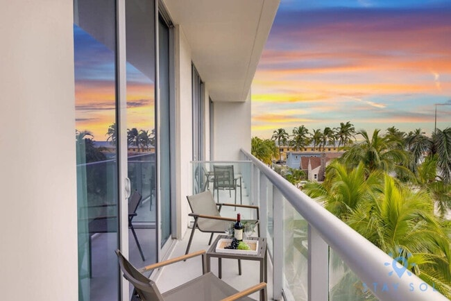Building Photo - 777 N Ocean Dr