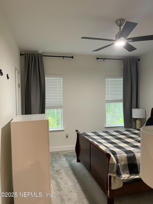 Foto del edificio - 66 Woodland Pk Dr