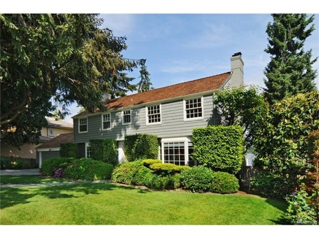 Foto del edificio - 6210 Lakeshore Dr S