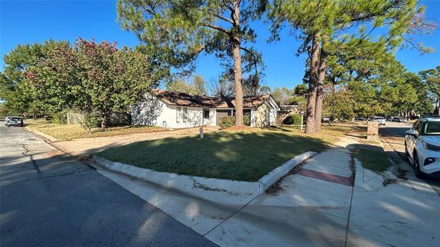 Foto del edificio - 2118 Westwood Dr