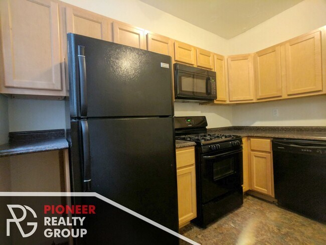Foto del edificio - 4423 N Wolcott Ave