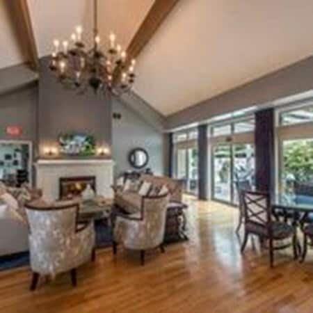 Foto del edificio - 525 Katahdin Dr