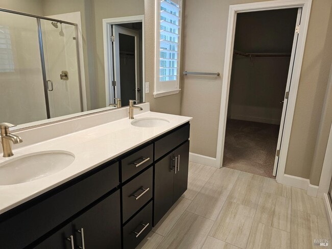 Building Photo - 513 Aliki Dr