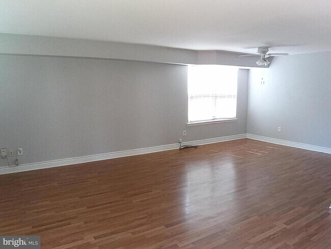 Foto del edificio - 1114 Sheffield Ct