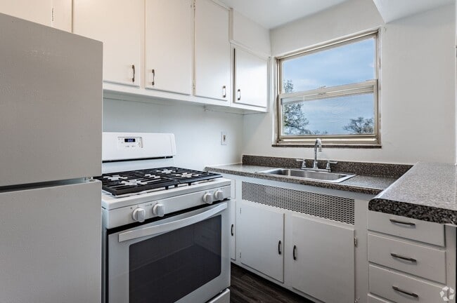 Interior Photo - Alvern Gardens Apartments