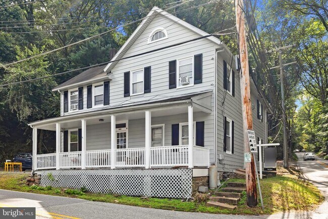 Foto del edificio - 1841 Hillside Rd