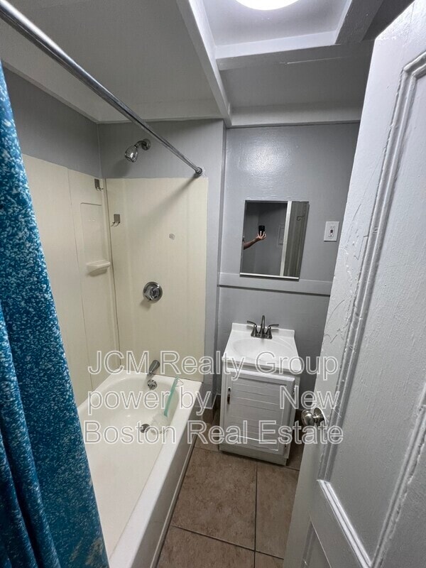 Foto del edificio - 64 Hollis St