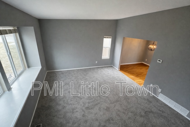 Building Photo - 8975 S Coyote St