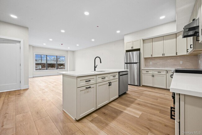 Foto del edificio - 80 Division St