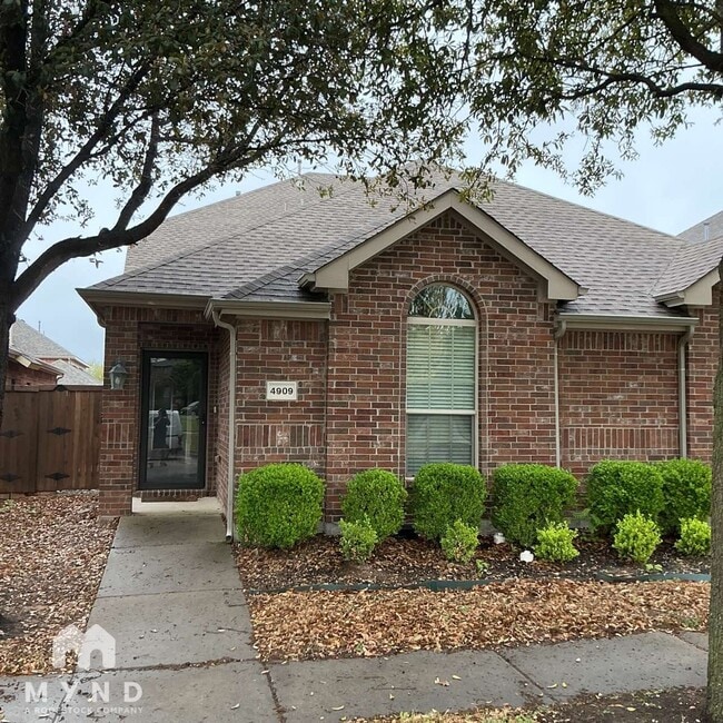 Building Photo - 4909 6 Gun Ln
